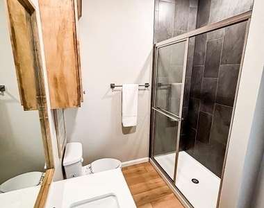 222 Mccullough Street - Photo Thumbnail 40
