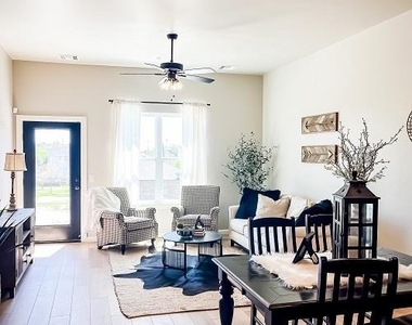 222 Mccullough Street - Photo Thumbnail 16