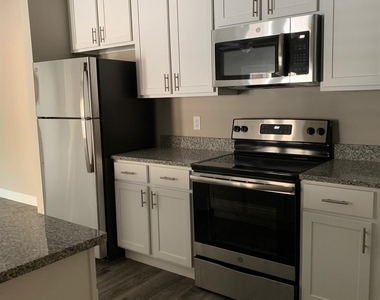 50 Riverside Drive - Photo Thumbnail 1