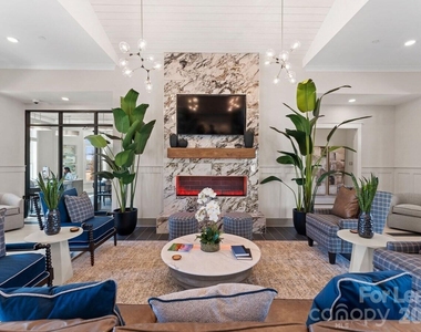 1241 Columbia Circle - Photo Thumbnail 18