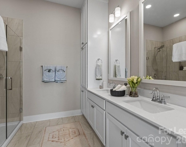1241 Columbia Circle - Photo Thumbnail 21
