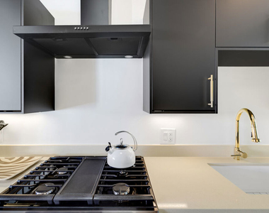 1818 N Berne Drive - Photo Thumbnail 19