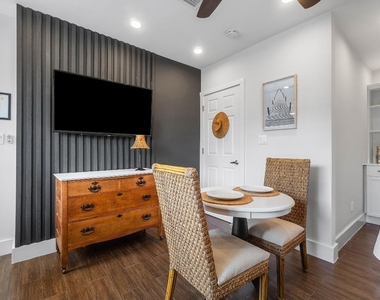 43 W Plumosa Lane - Photo Thumbnail 8