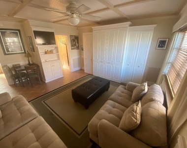101 S Golfview Road - Photo Thumbnail 9