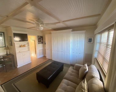 101 S Golfview Road - Photo Thumbnail 6