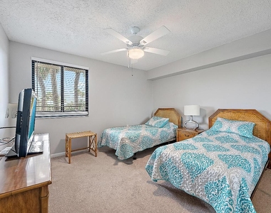301 S Seas Drive - Photo Thumbnail 13