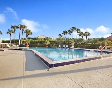 301 S Seas Drive - Photo Thumbnail 18