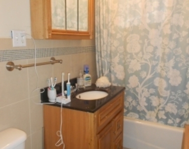 50 Bay State Rd - Photo Thumbnail 4