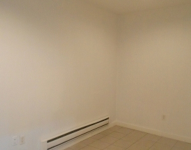 450 Park Dr - Photo Thumbnail 6