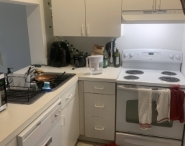 450 Park Dr - Photo Thumbnail 10