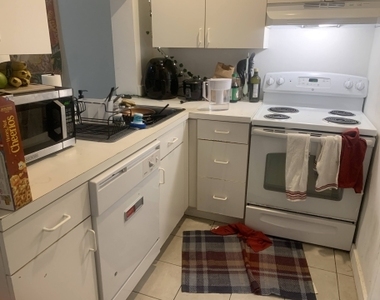 450 Park Dr - Photo Thumbnail 3