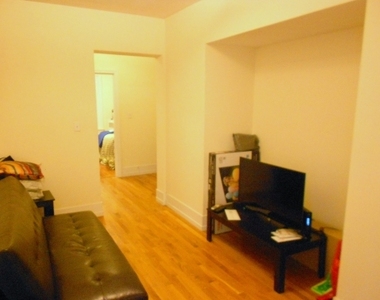 450 Park Dr - Photo Thumbnail 2