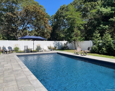 7 Huckleberry Lane - Photo Thumbnail 19
