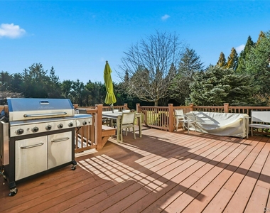 60 Water Terrace - Photo Thumbnail 21