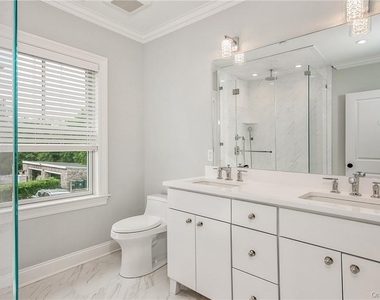 124-b Maple Avenue - Photo Thumbnail 11