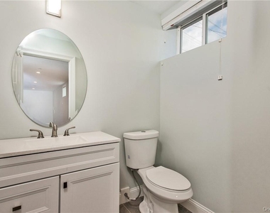 124-b Maple Avenue - Photo Thumbnail 19