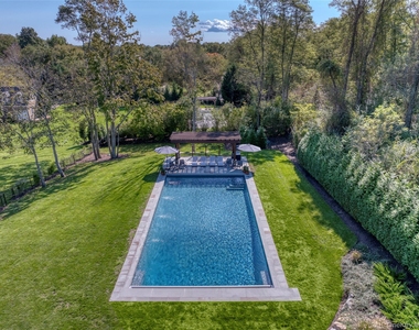 2055 Grandview Drive - Photo Thumbnail 18