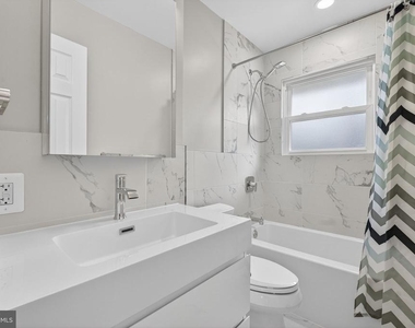 7507 Murillo Street - Photo Thumbnail 25