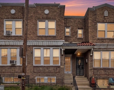 1117 Rosalie Street - Photo Thumbnail 1
