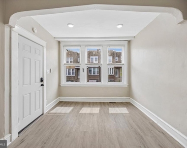 1117 Rosalie Street - Photo Thumbnail 5