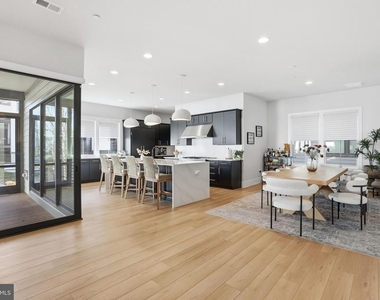 9725 Lantana Way - Photo Thumbnail 1