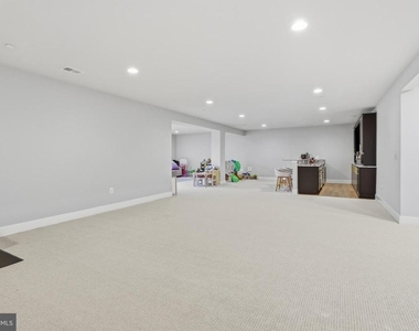 9725 Lantana Way - Photo Thumbnail 41