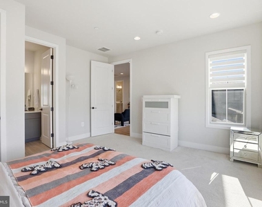 9725 Lantana Way - Photo Thumbnail 28