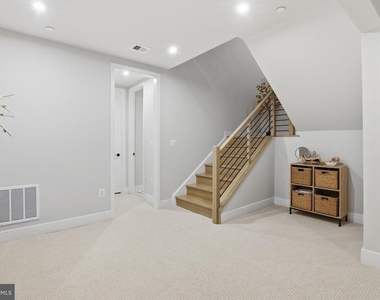 9725 Lantana Way - Photo Thumbnail 38