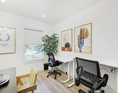 9414 Meadow Vale - Photo Thumbnail 18
