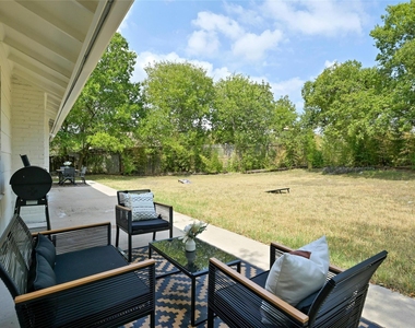9414 Meadow Vale - Photo Thumbnail 33