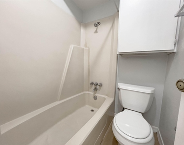 513 South Park Dr - Photo Thumbnail 8