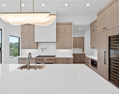 806 Sunfish St - Photo Thumbnail 9