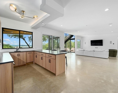 806 Sunfish St - Photo Thumbnail 23