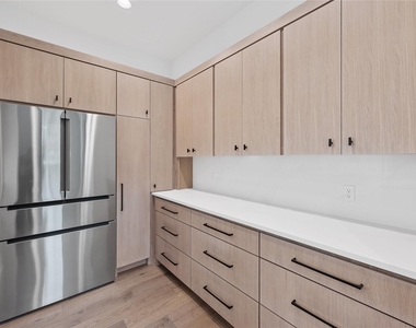806 Sunfish St - Photo Thumbnail 12