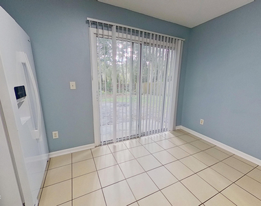 796 Wynfield Circle - Photo Thumbnail 8