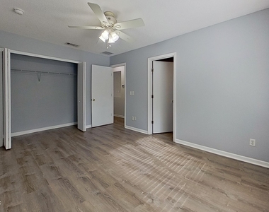 796 Wynfield Circle - Photo Thumbnail 11