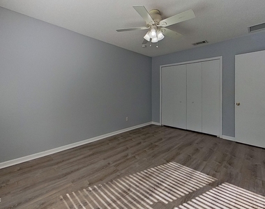796 Wynfield Circle - Photo Thumbnail 12