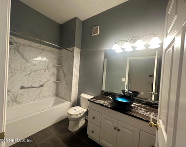 109 Brannan Place - Photo Thumbnail 8