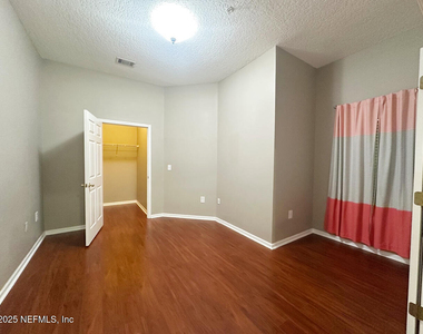 109 Brannan Place - Photo Thumbnail 7