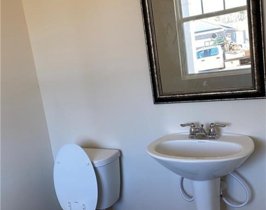38 Walnut Grove Way - Photo Thumbnail 5