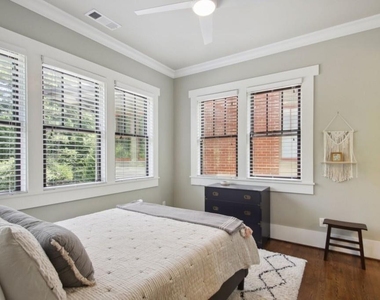 519 N Highland Avenue Ne - Photo Thumbnail 17