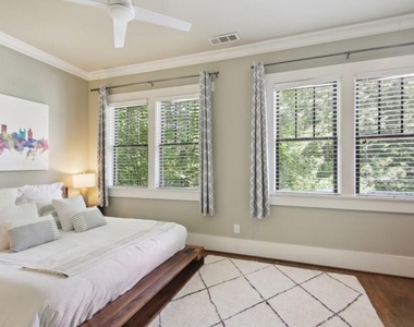 519 N Highland Avenue Ne - Photo Thumbnail 12
