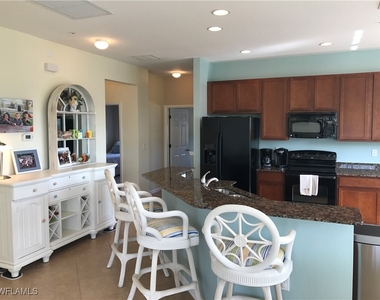 3783 Pino Vista Way - Photo Thumbnail 2