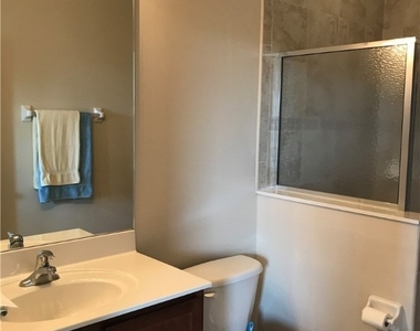 3783 Pino Vista Way - Photo Thumbnail 8