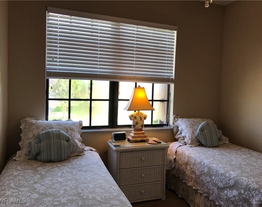 3783 Pino Vista Way - Photo Thumbnail 11