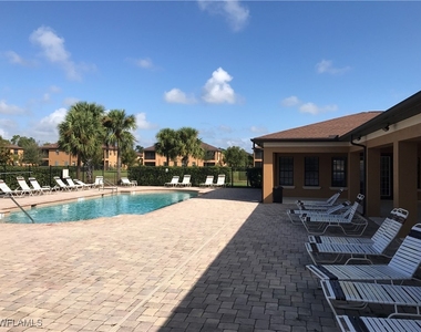 3783 Pino Vista Way - Photo Thumbnail 20