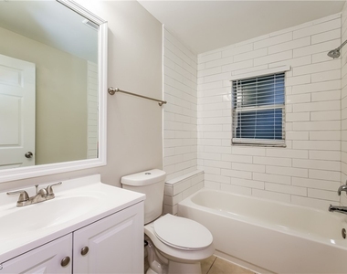2904 Wanda Avenue S - Photo Thumbnail 2