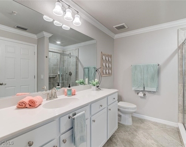 10711 Palazzo Way - Photo Thumbnail 8