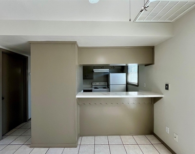 1042 W Village Court - Photo Thumbnail 10