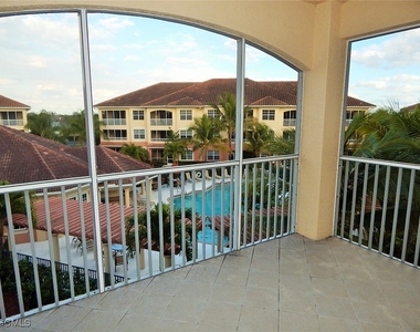 1113 Van Loon Commons Circle - Photo Thumbnail 14